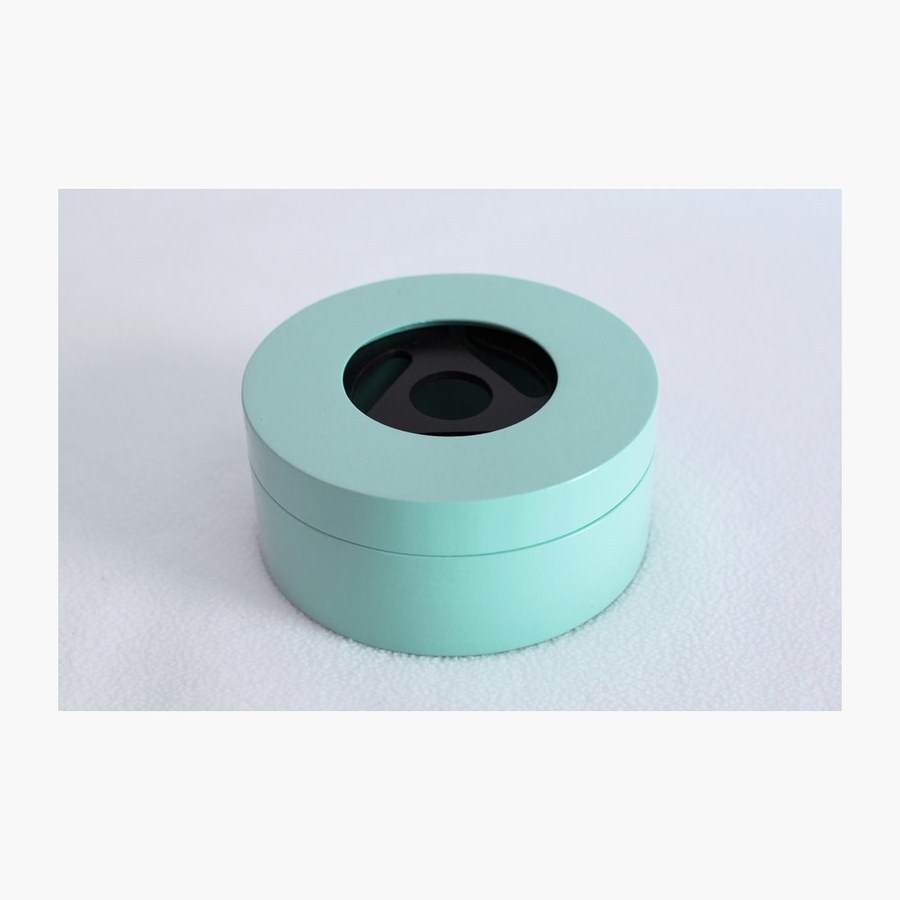Aqua self-finishing needlepoint round box